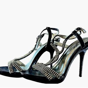 Wild Rose Black Rhinestone Open Toe Strappy Slingback Stiletto Sandals Size 8